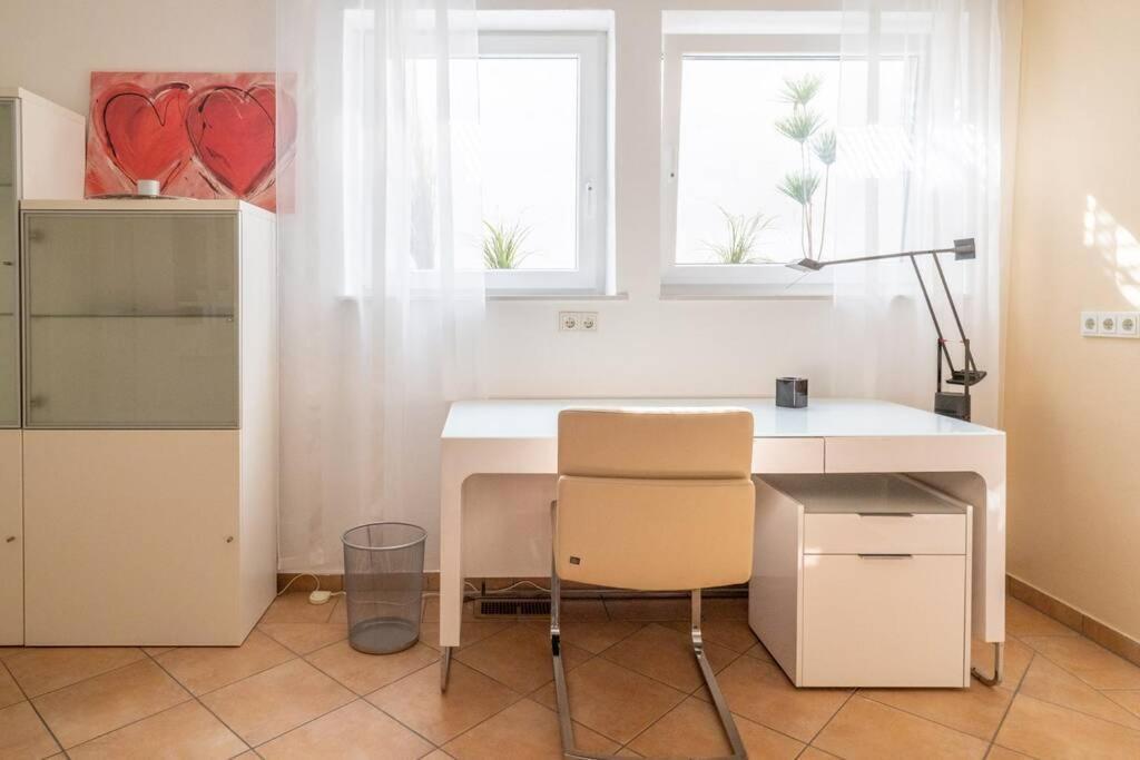 Wohnung Mit Talblick, Ladestation E-Auto Siegen Exterior foto
